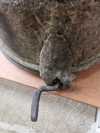 Caldero de cobre antiguo