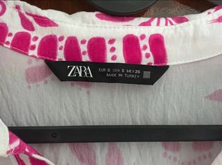 Vestido Zara rosa estampado floral