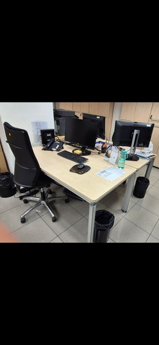 Mesa de oficina para 2 puestos