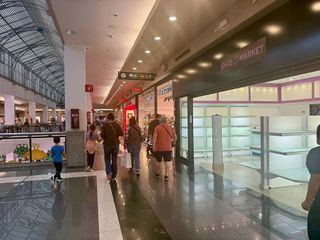 Local comercial en alquiler en Zona Industrial en Barbera del Vallès