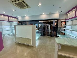 Local comercial en alquiler en Zona Industrial en Barbera del Vallès