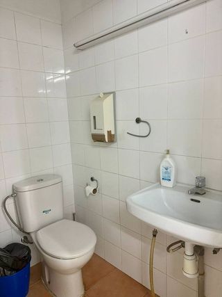 Local comercial en alquiler en Zona Industrial en Barbera del Vallès