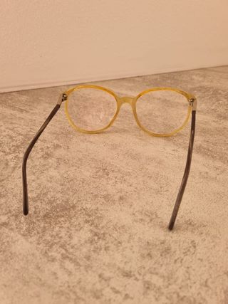 Gafas Retro Amarillas y Grises