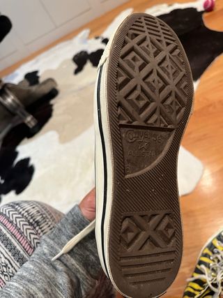 Converse All Star Chuck Taylor Amarillas y Negras