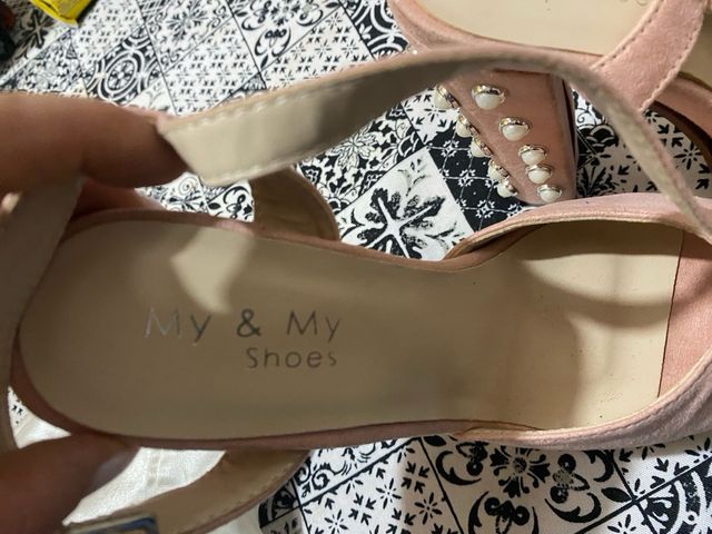 Tacchi rosa con perle