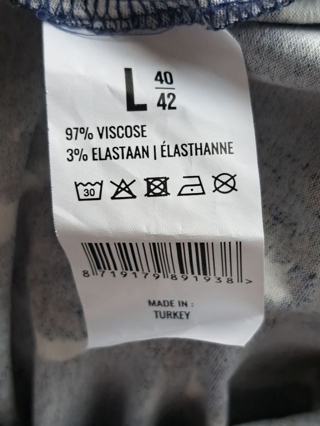 Vestido con bonito estampado de Spirit