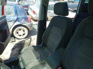 ASIENTO DELANTERO DERECHO VOLKSWAGEN TOURAN (1T1)