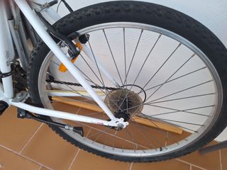 Bicicleta de Montaña Blanca Rockrider