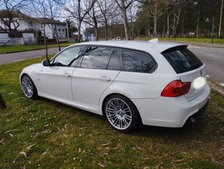 BMW Serie 335d E91 2010