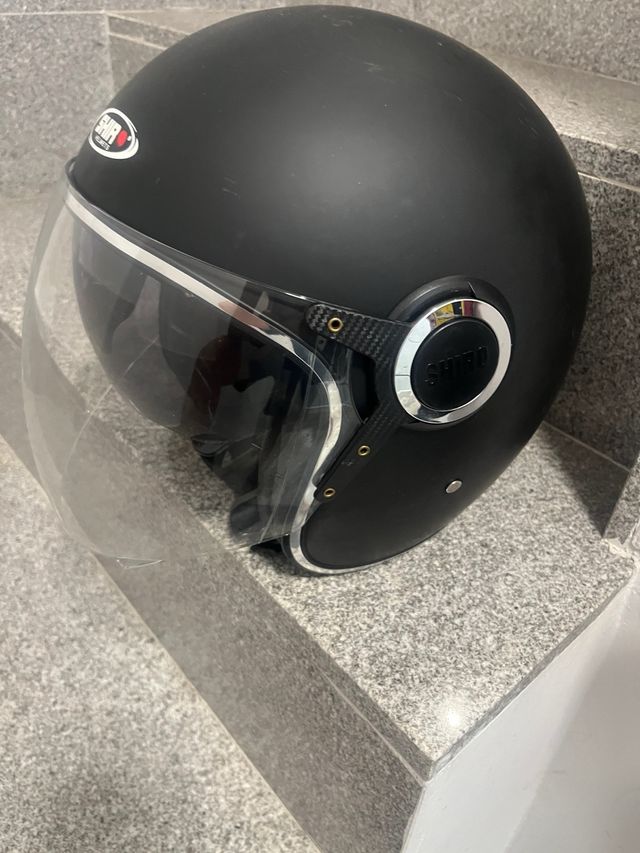 Casco de moto shiro negro con visera XS
