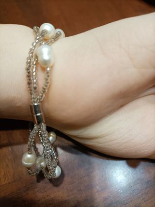 Bracciale perle e perline bianche