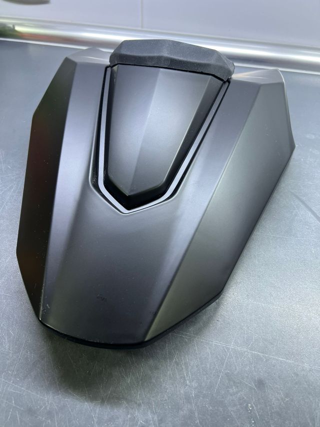 Tapa Asiento Trasero Honda CBR650R CB650R Negra