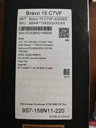 MSI Notebook 7735HS/RTX 4060 32GB DDR5