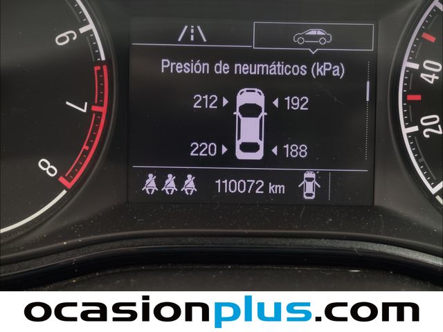 Opel Corsa 1.4 Selective 66 kW (90 CV)