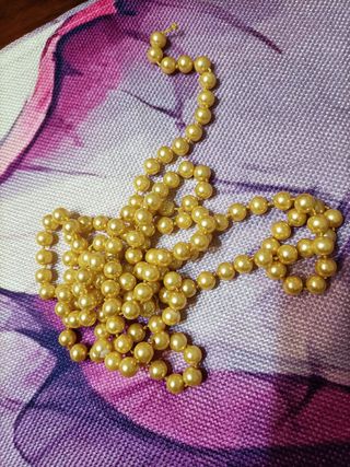 Filo di perle dorate/gialle