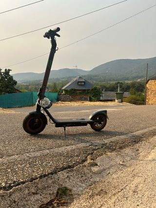 Patinete Eléctrico Cecotec Bongo D40 XL