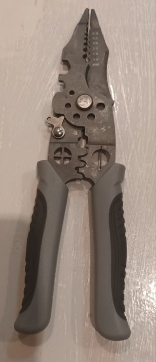 Alicates multifunción