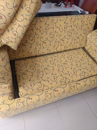 Sofá Cama Tela Estampada Amarillo