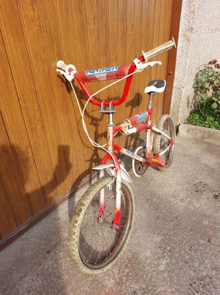 Bicicleta Derbi BMX Panther Roja