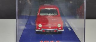 Renault 8 Major (Milezim) 1:43 Spark