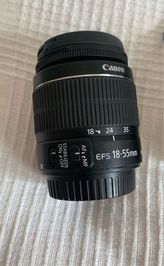 Fotocamera Canon EOS 2000D + obiettivo EF-S 18-55mm