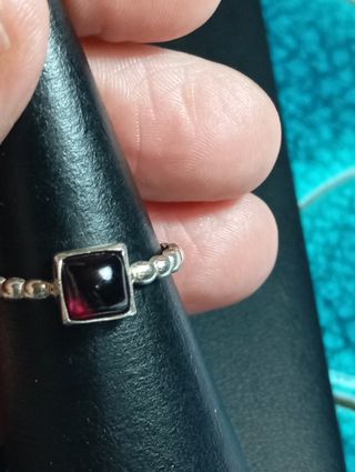 Anillo Plata Ley granate 