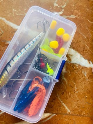Caña de pescar 1.80m + carrete y accesorios