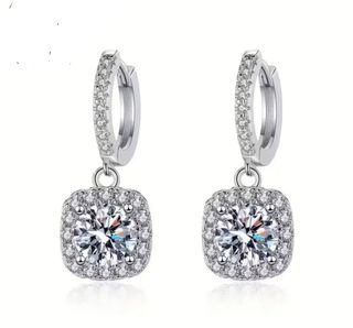 Conjunto Plata y Moissanita: Pulsera y Pendientes.