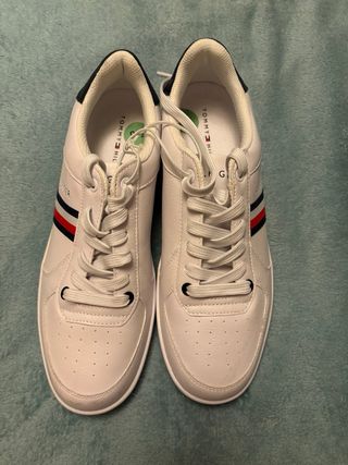 Polo y Zapatillas Tommy Hilfiger Caballero