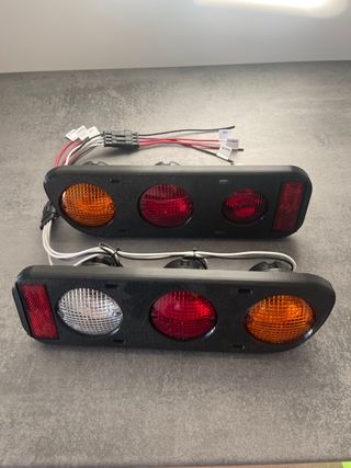 Pilotos Traseros Nissan Terrano II