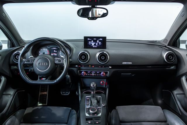 Audi S3 Sedan 300CV (2014)