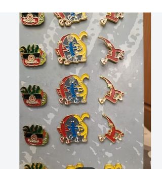 Lote 30 Pins Club Super 3