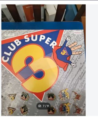Lote 30 Pins Club Super 3