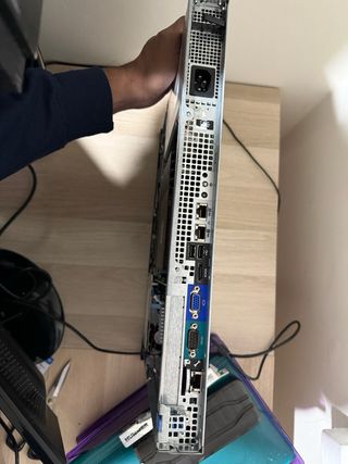 Servidor Dell PowerEdge R210 