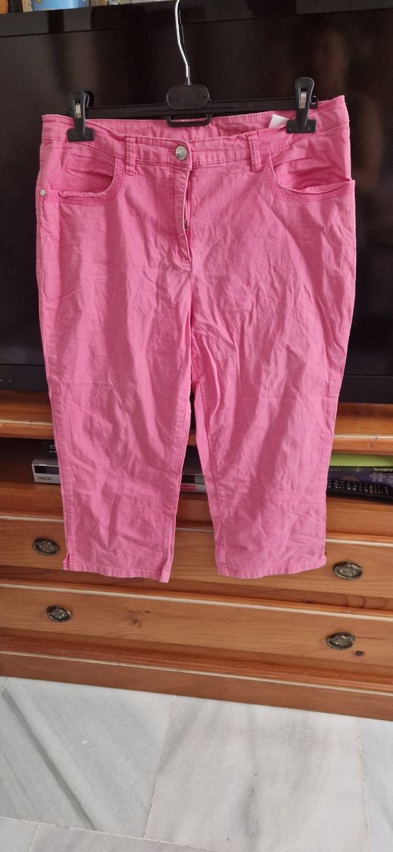 Pantalón pirata señora rosa