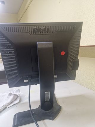 Monitor  ordenador Dell Negro.