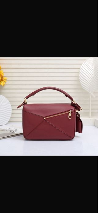 Bolso loewe puzzle casi nuevo.