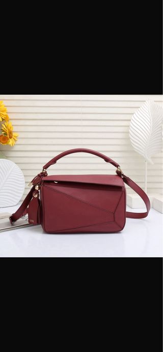 Bolso loewe puzzle casi nuevo.