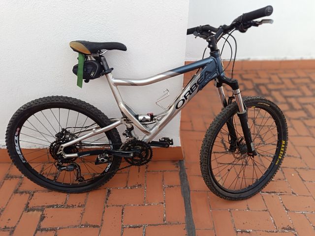Bicicleta Orbea Doble Suspensión de segunda mano por 200 EUR en