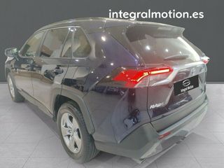 Toyota Rav4 2.5l 220H Advance