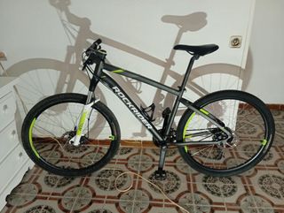 Bicicleta Rockrider Gris y Verde