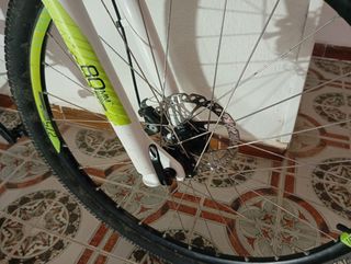 Bicicleta Rockrider Gris y Verde