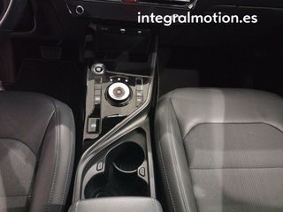 Kia Niro 1.6 GDi HEV 104kW (141CV) Drive