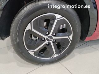 Kia Niro 1.6 GDi HEV 104kW (141CV) Drive