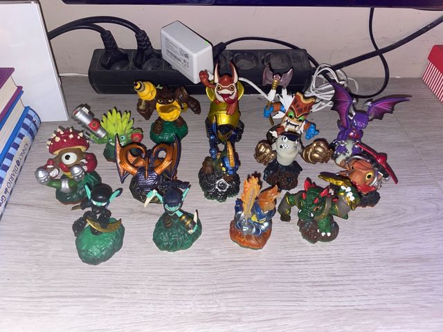 Pack Skylanders Variados
