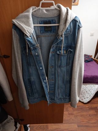 Chaqueta Vaquera con Capucha Talla L