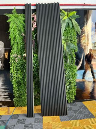 Listones de PVC Negro Liso