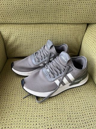 Zapatillas Adidas Grises Talla 42.5