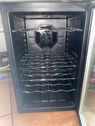 Nevera de botellas