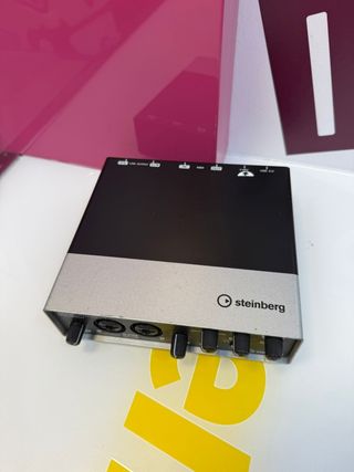Scheda audio Steinberg Ur22 modello Zc90820